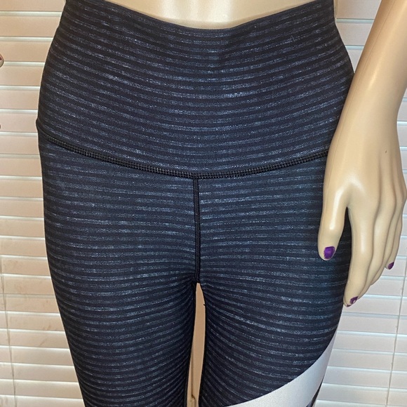 Wear it to Heart X Peloton Bowie High-Rise Workout Athletic Leggings Small EUC - Picture 6 of 7